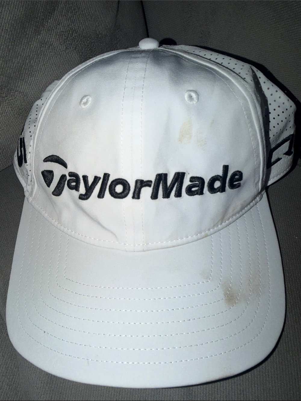 TaylorMade White and Black adult Golf Cap